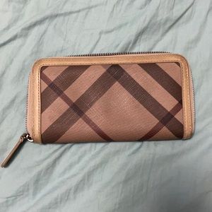 Burberry full size wallet